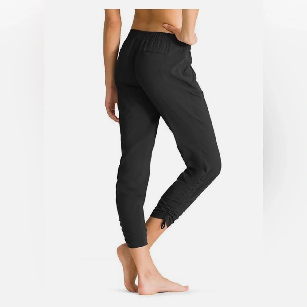Athleta Aspire Ankle Pant in Cobblestone Gray - Picture 8 of 12